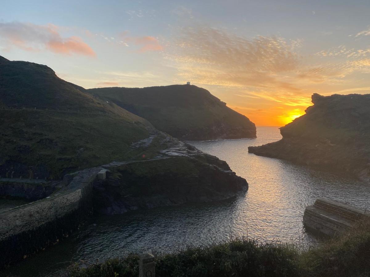 Polrunny Farm Blackberry Cottage - Cornwall Bliss In Sight Of The Sea บอสคาสเซิล ภายนอก รูปภาพ
