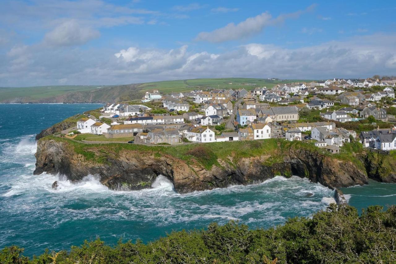 Polrunny Farm Blackberry Cottage - Cornwall Bliss In Sight Of The Sea บอสคาสเซิล ภายนอก รูปภาพ