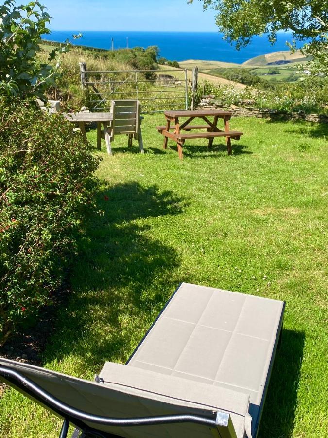 Polrunny Farm Blackberry Cottage - Cornwall Bliss In Sight Of The Sea บอสคาสเซิล ภายนอก รูปภาพ